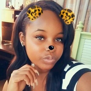 Meet your Posher, Destini