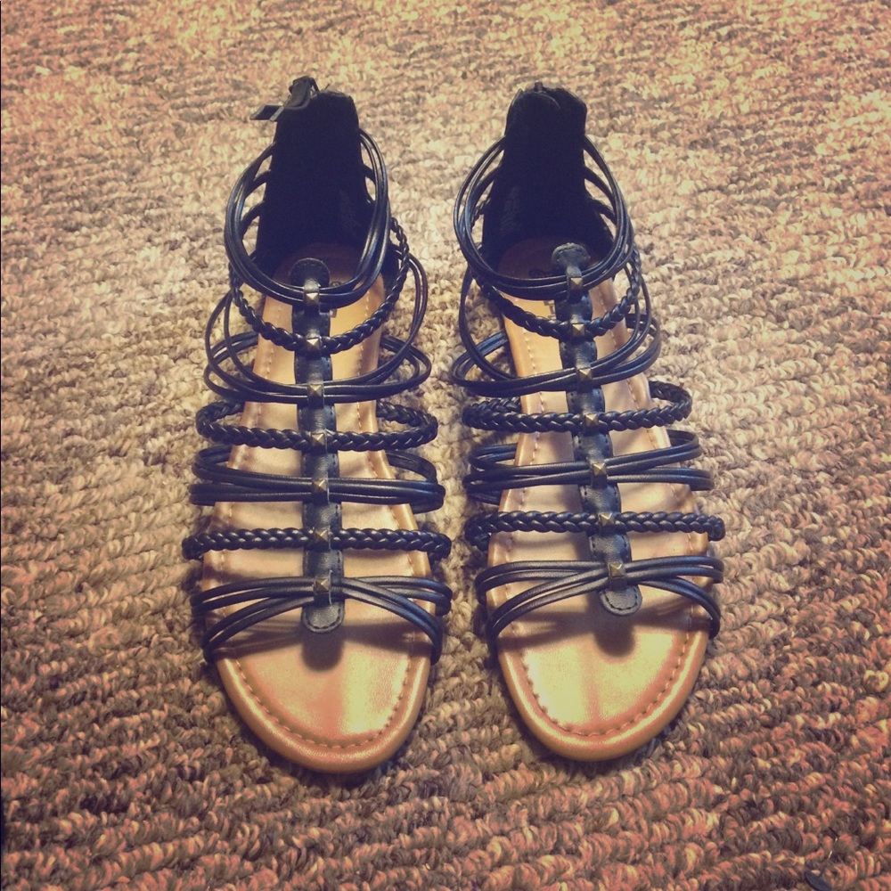 Zip up braided flats