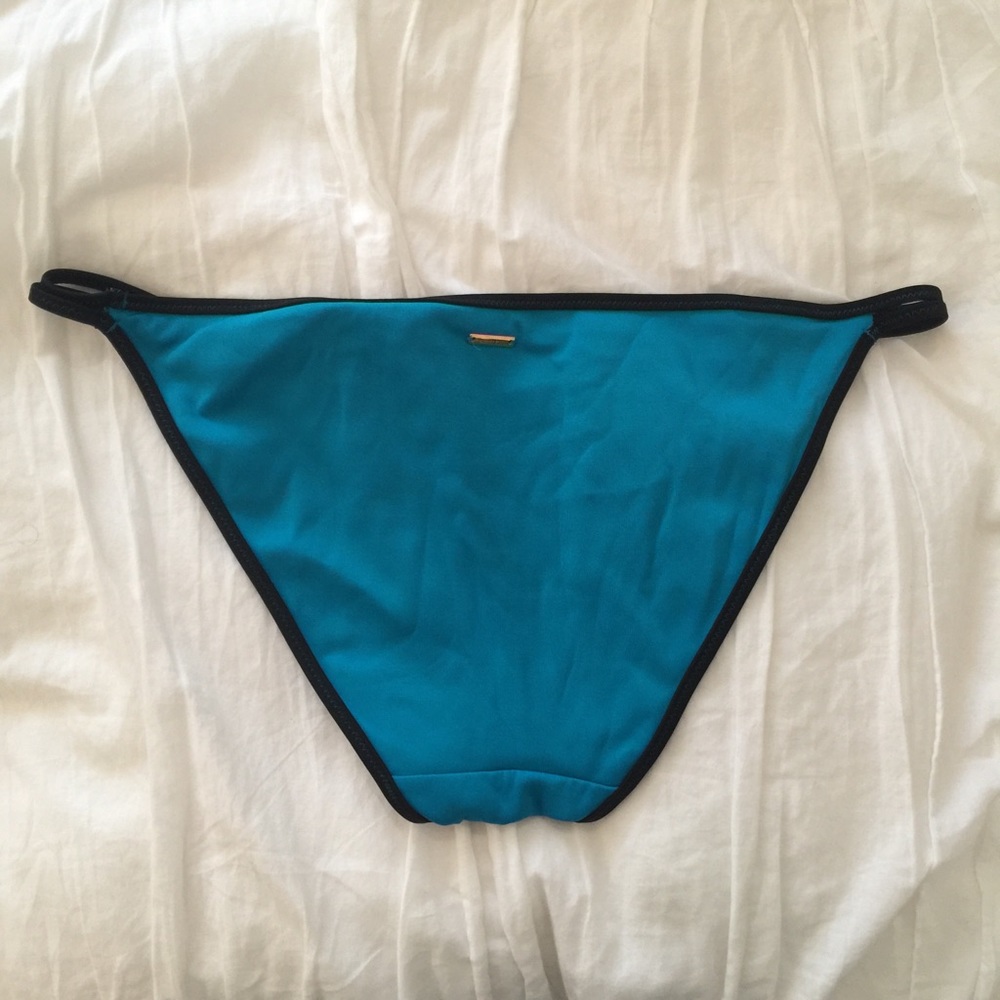 Victoria secret bikini bottoms - Picture 3 of 5