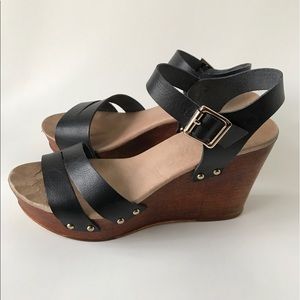 MIA Retro Black Leather Platform Sandals 9