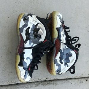 Flatter Jet Foamposites