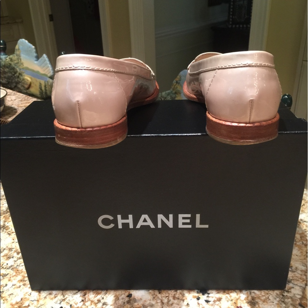 Chanel loafers with logo - Picture 5 of 5