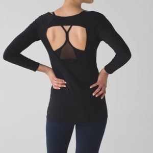 Lululemon Physically Fit Long Sleeve Tee 8 EUC