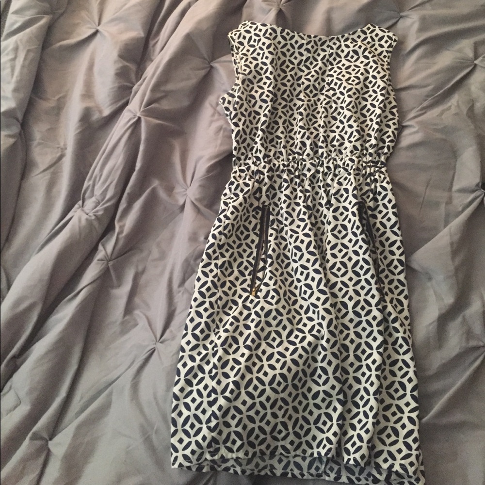 Speed central short cocktail dress