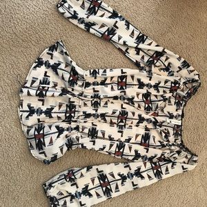 Long sleeve patterned top