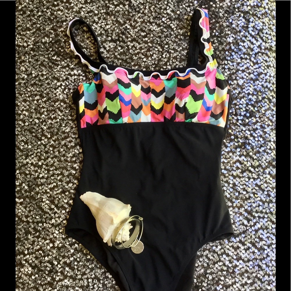 Swim suit