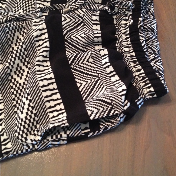 Aztec Print High Waisted Harlem Pants - Picture 5 of 5
