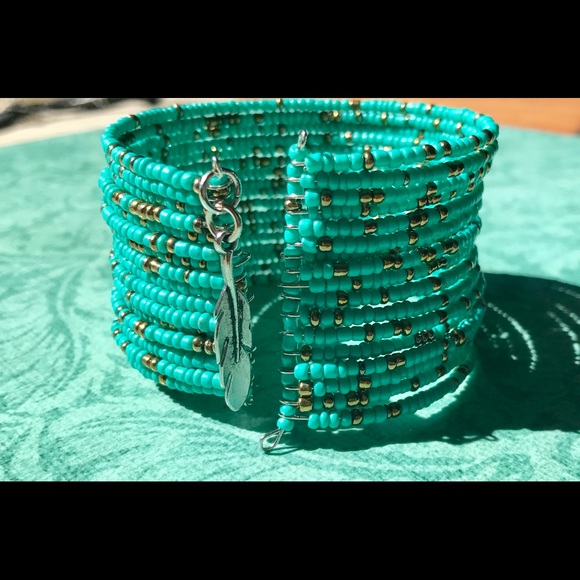 Handmade seed bead wrap bracelets - Picture 2 of 2