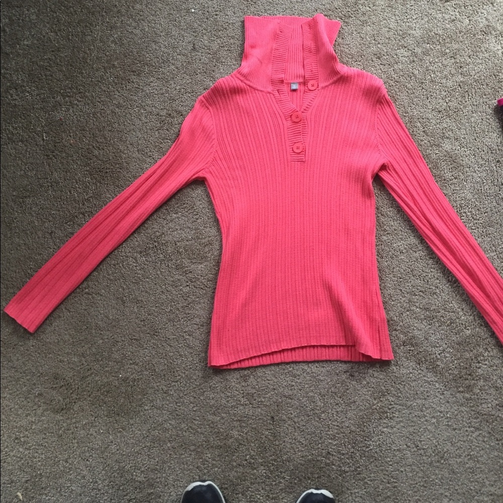 Long sleeve pink shirt