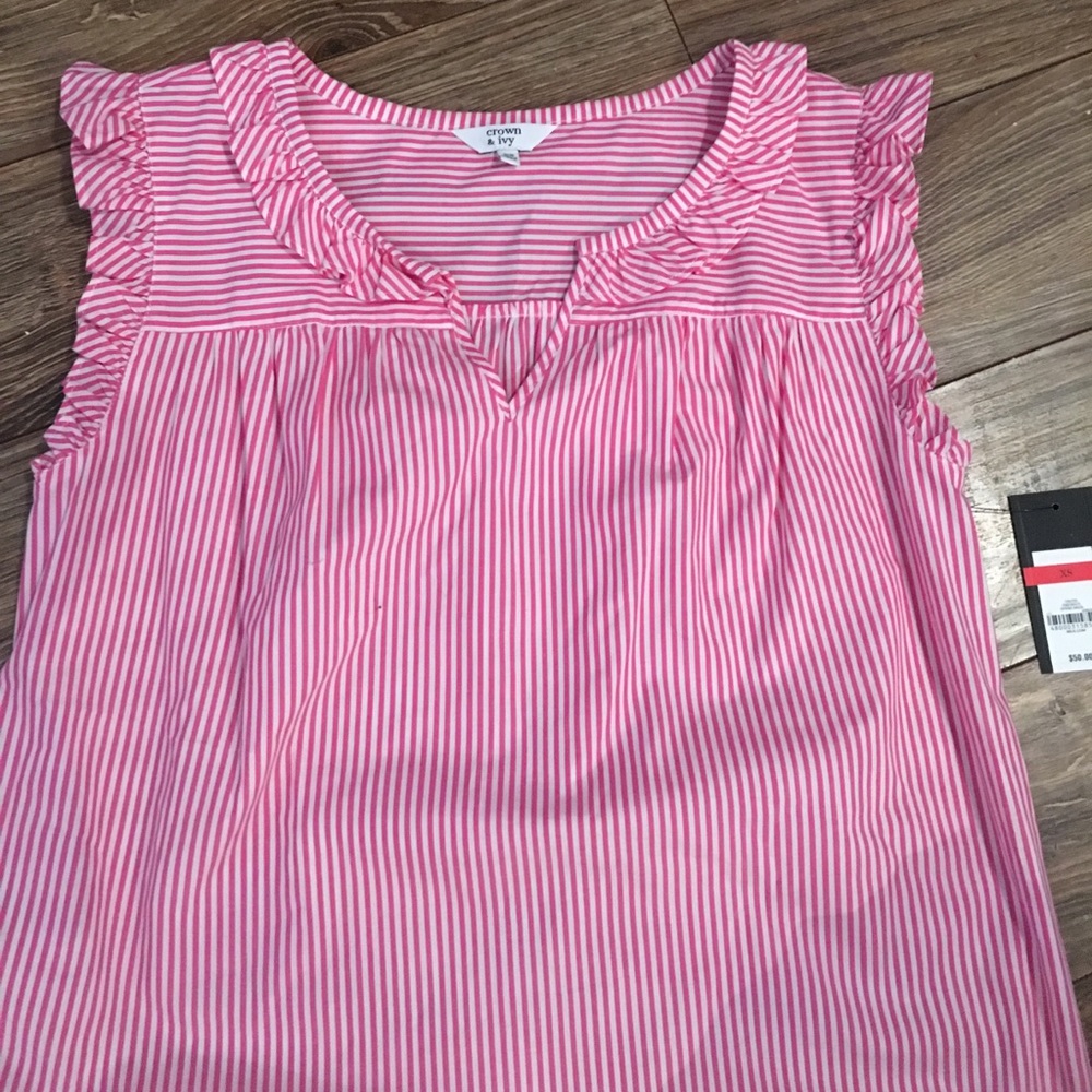 Brand new crown and ivy top