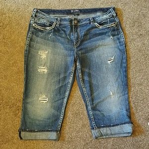Women's plus size Silver cropped jeans
