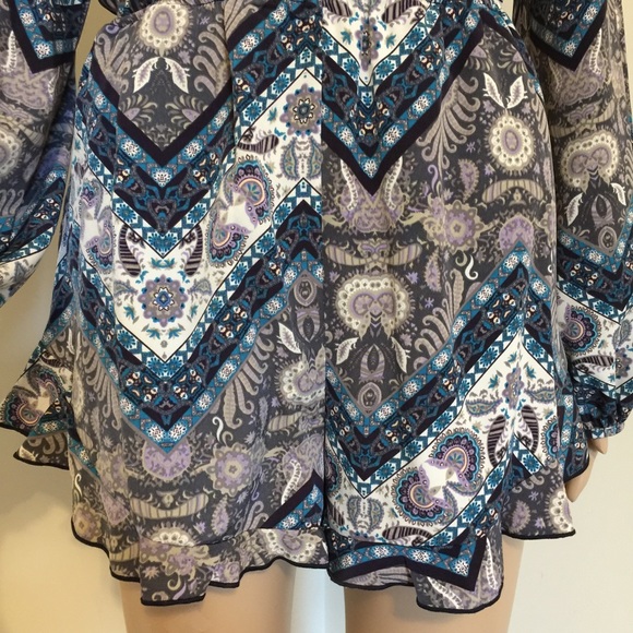 Paisley Print Romper - Picture 6 of 8