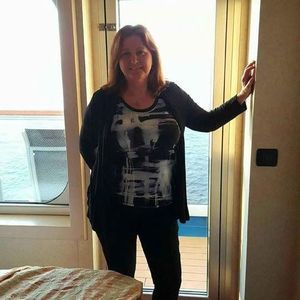 Meet your Posher, Michele