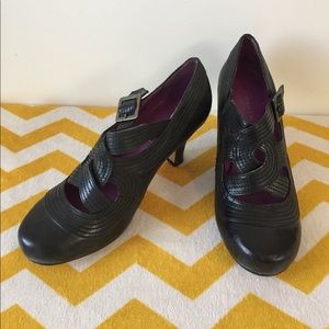 Madden Girl Umaa 3" Pumps