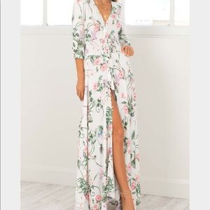 Lone traveler maxi dress from showpo size small