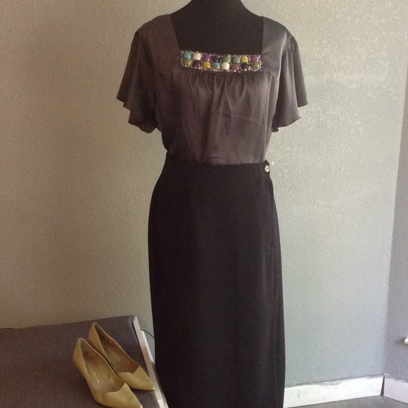 Apt9 beautiful charcoal jeweled top size 2xl - Picture 5 of 5