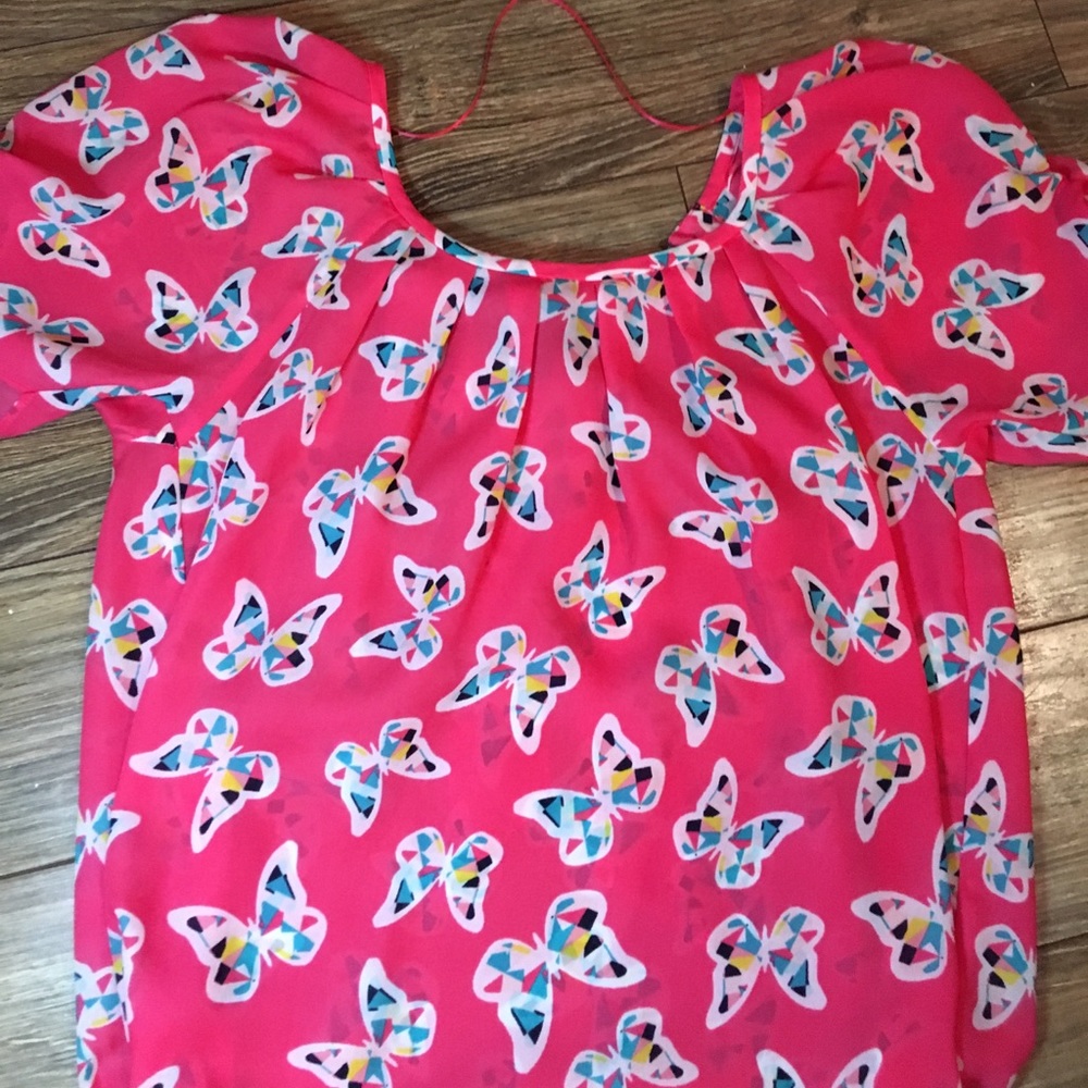 Cute pink top
