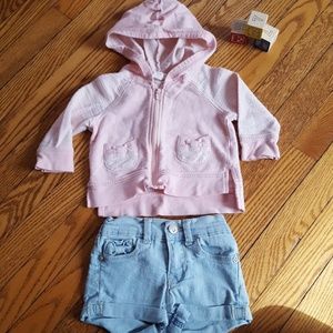 Light weight sweater