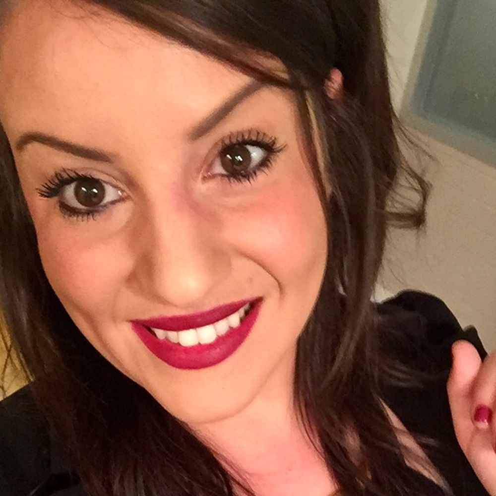 Meet your Posher, Elyse