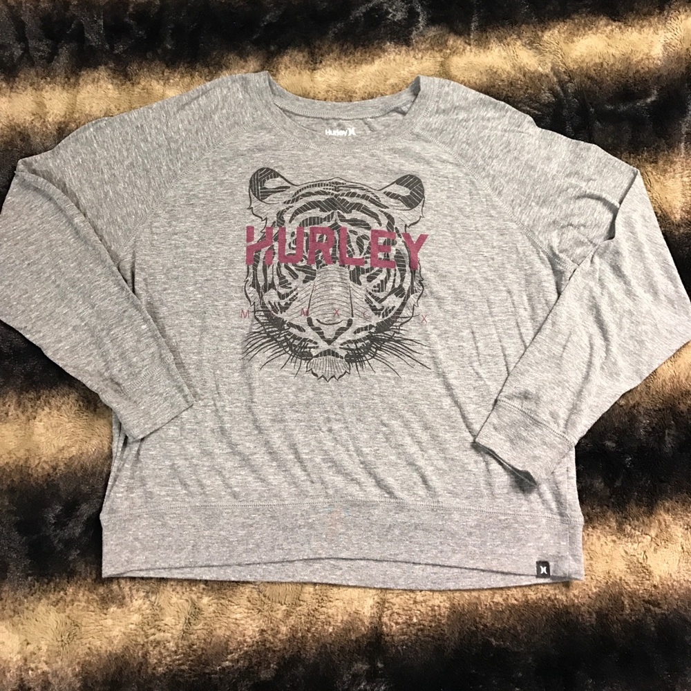 Woman's Hurley long sleeve!!