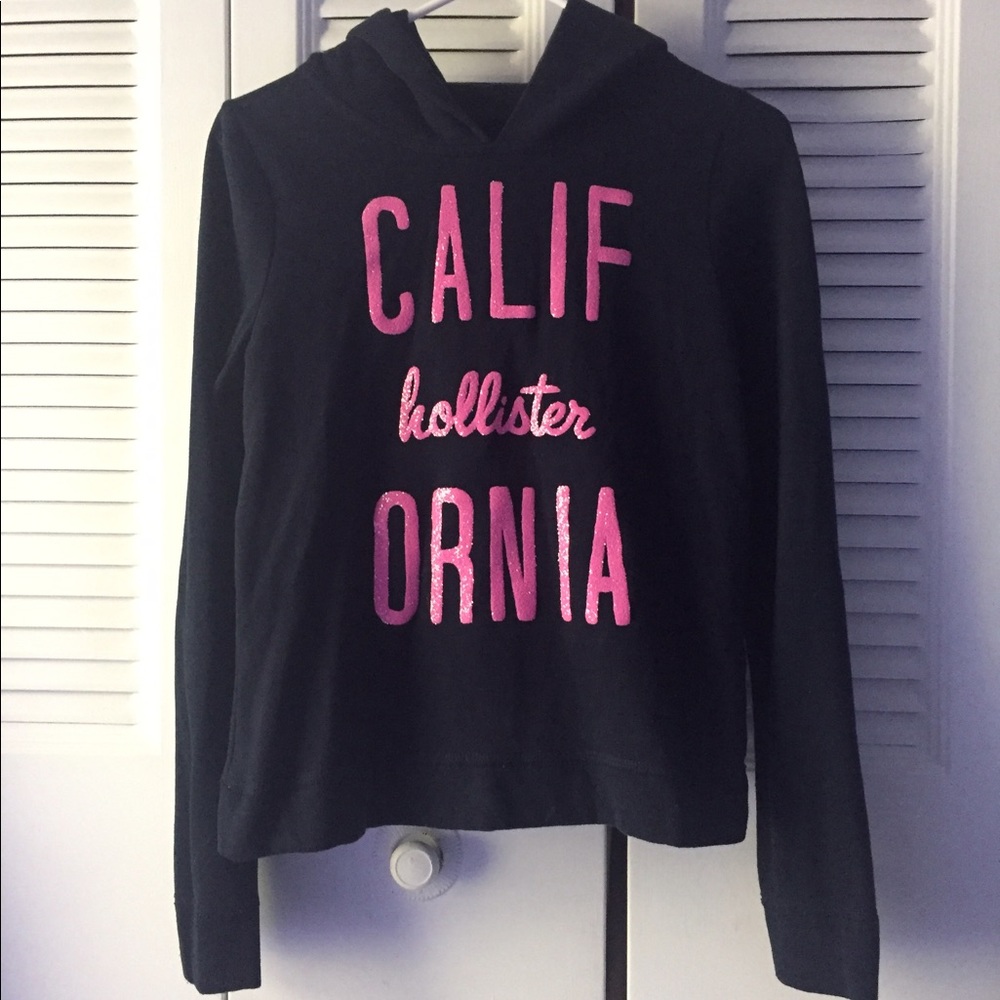 Nice hoodie for cool nights!! 😊