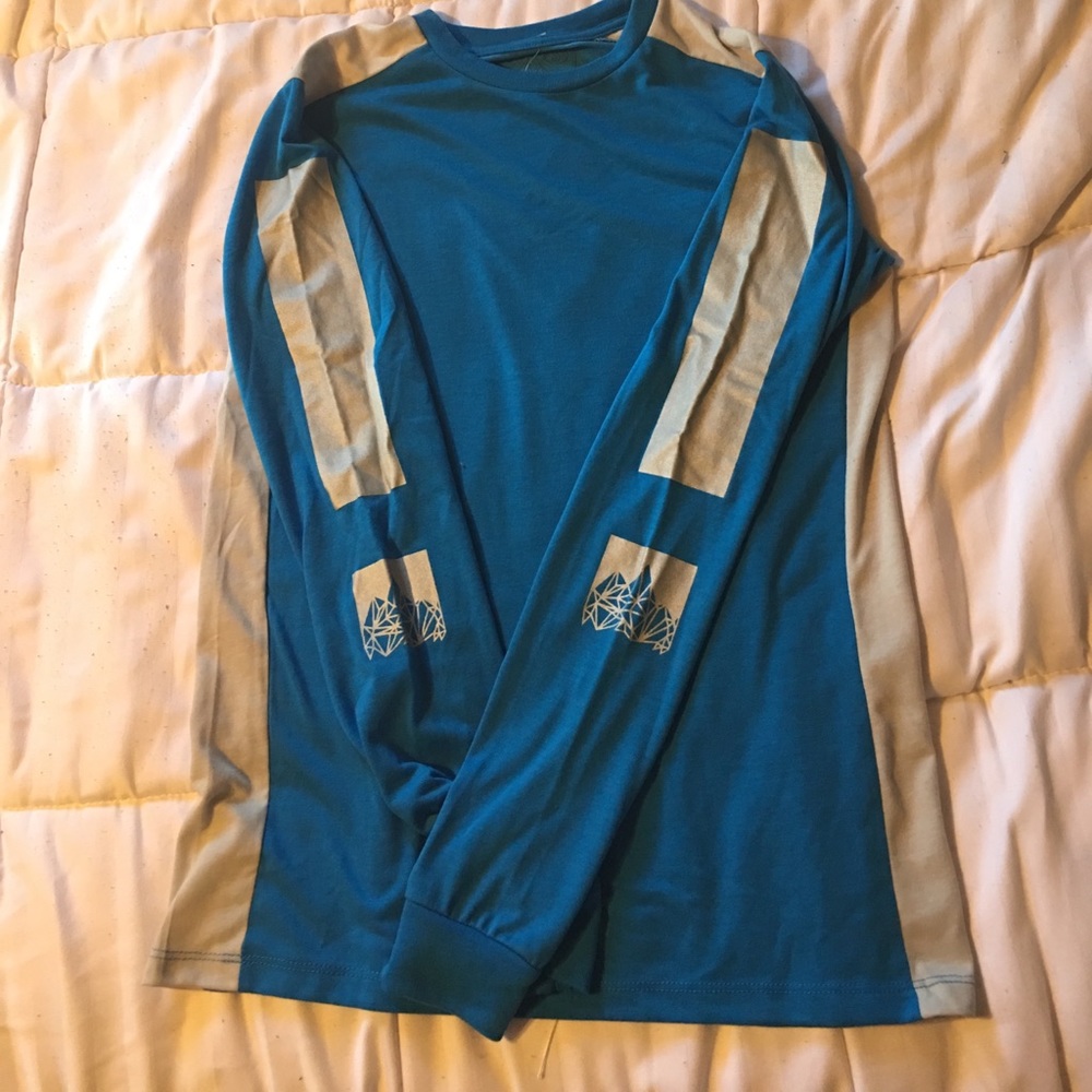 Men's athletic shirt