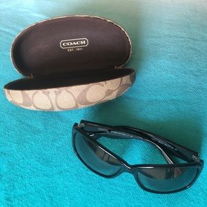 Coach sunglasses with case (Never worn)
