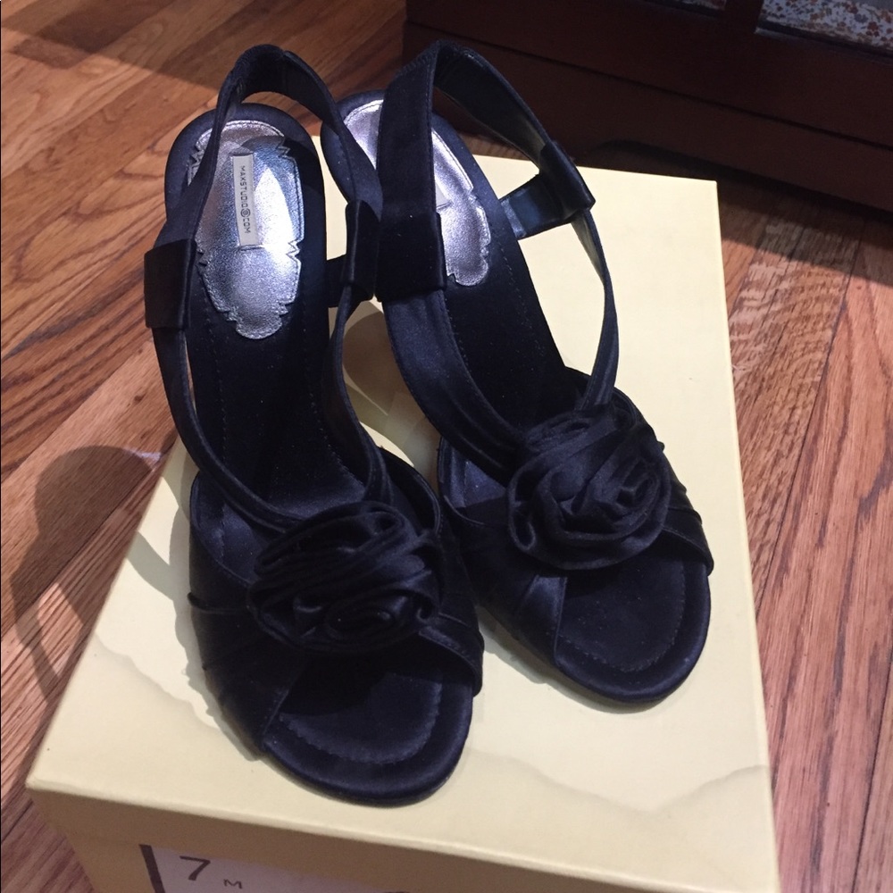 Max Studio black satin shoes