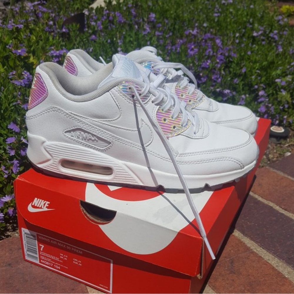 LIMITED EDITION Nike air max 90 with iridescent