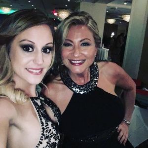 Meet your Posher, Claire