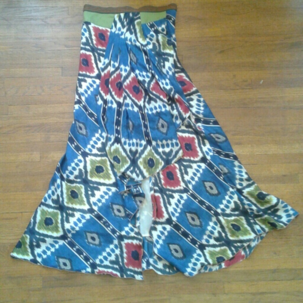 Maxi strapless dress