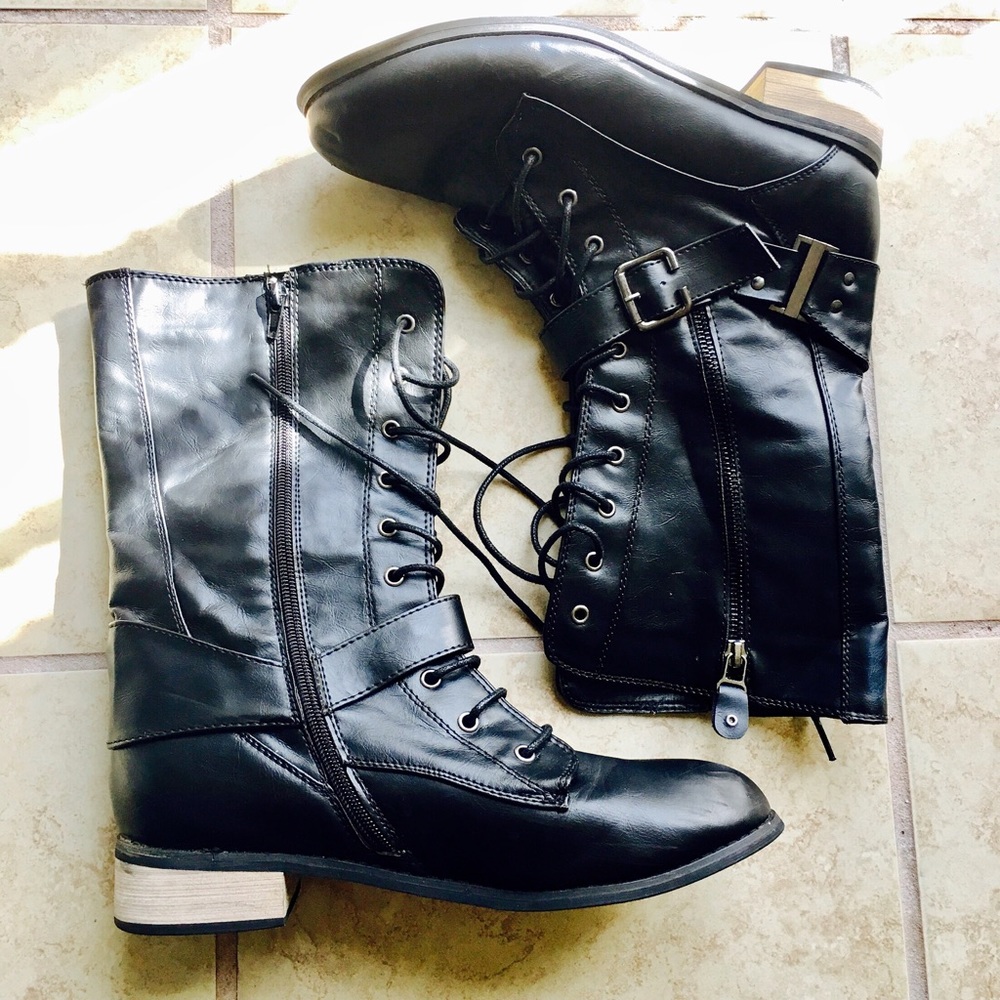 *CA Collection by Carrini* Moto Style Boots