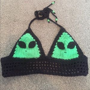 Knitfortat clothing- alien crochet bra/top 👽