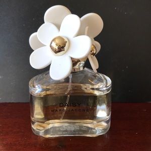 Marc Jacobs Daisy
