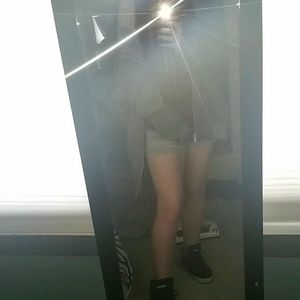 Meet your Posher, Allayanna