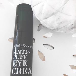 ❗️LOWERED PRICE❗️🆕 Clark's Anti-Puff Cream