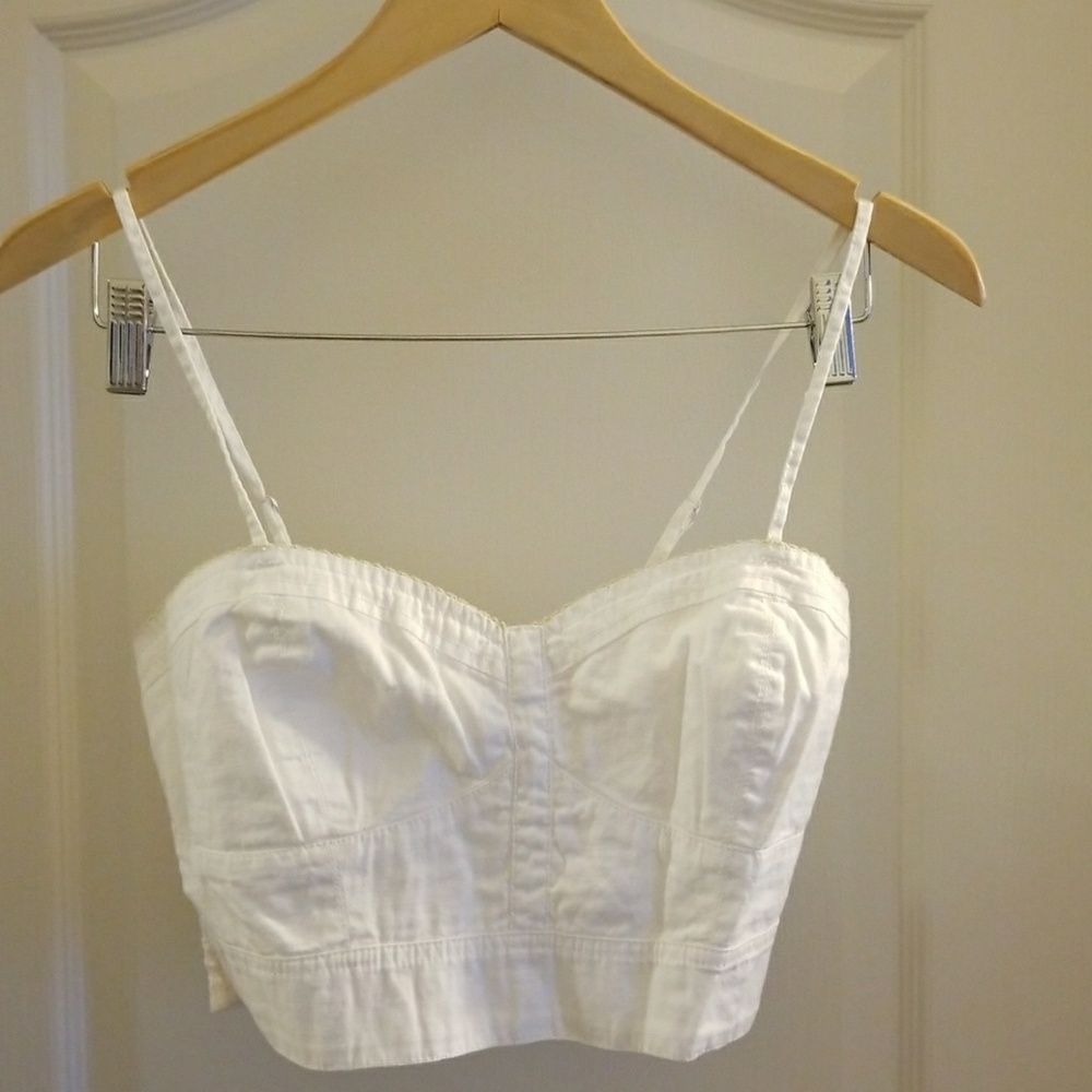 ** SOLD** White bustier top. Elastic back.