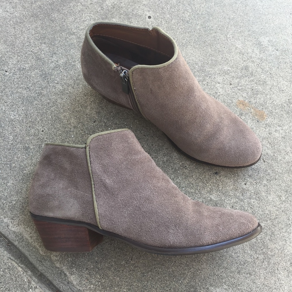Crown Vintage Tabitha booties