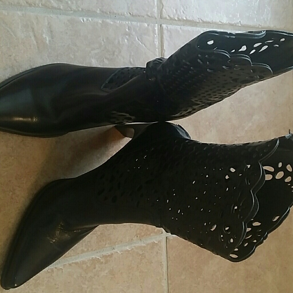 Black Leather  Boots made in Italy
