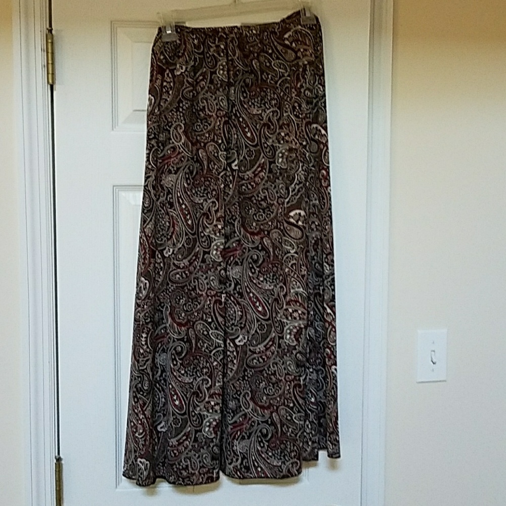 ladies paisley  skirt.