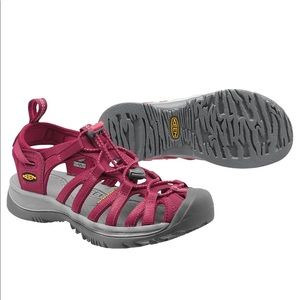 Keen Women Sandals size 9