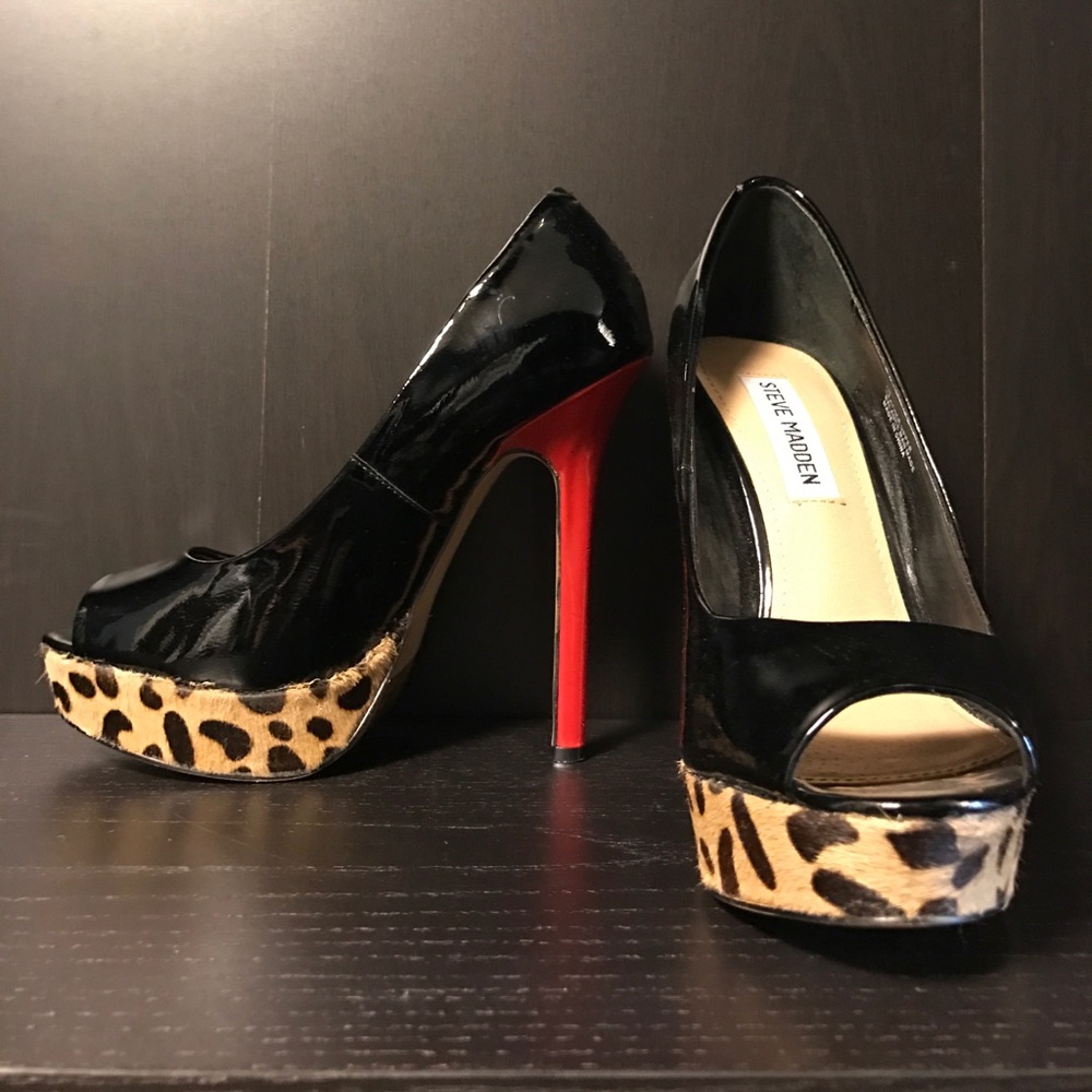 Steve Madden peep toe black patent heels