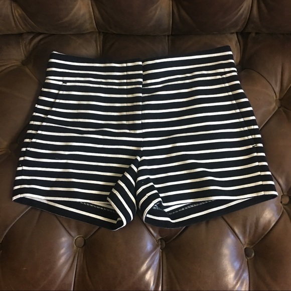 BCBG MAXAZRIA BLACK AND WHITE STRIPED DRESS PIA SHORTS POCKETS VACATION XS - Picture 3 of 4