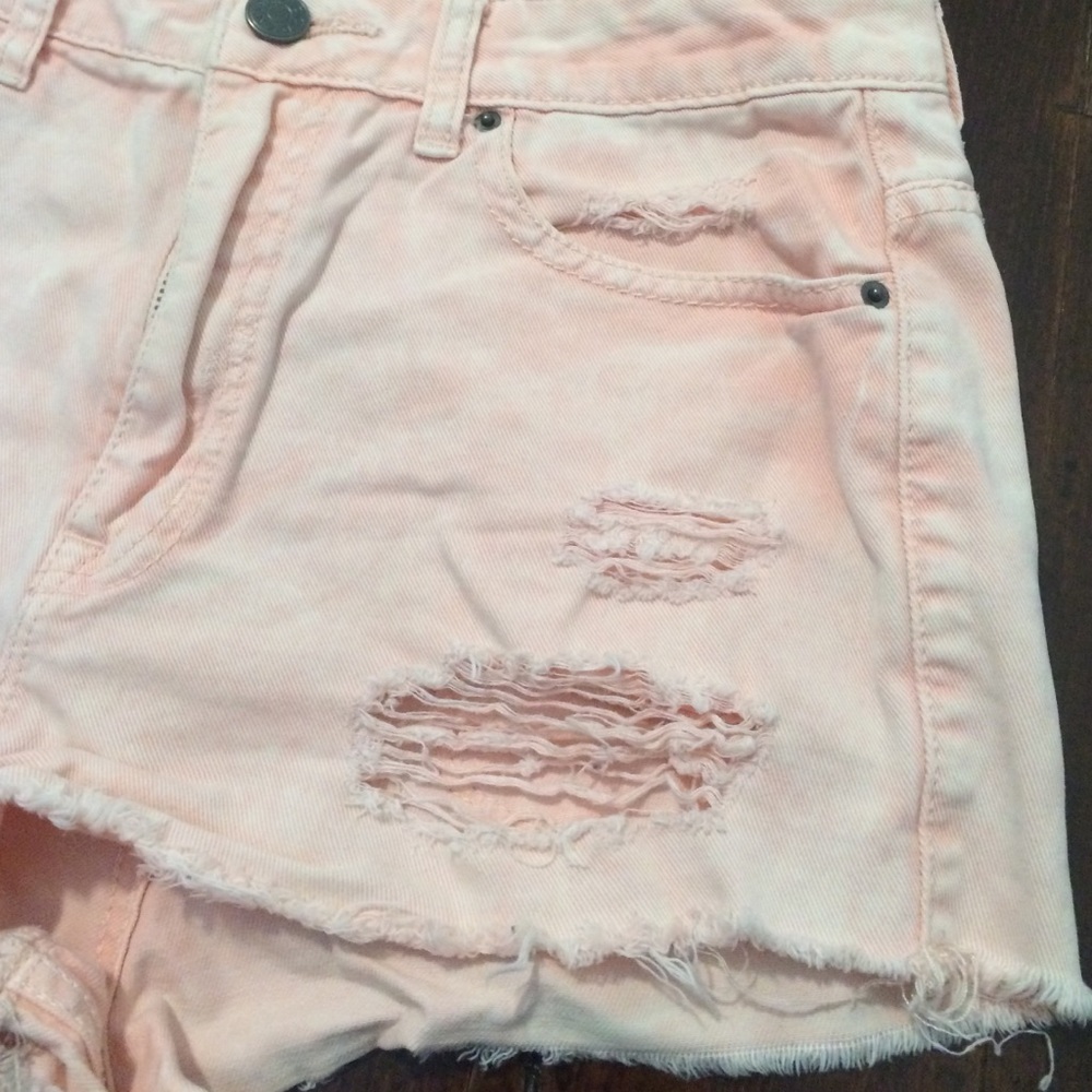 High waisted Jean shorts- acid wash pink BDG - Picture 2 of 4