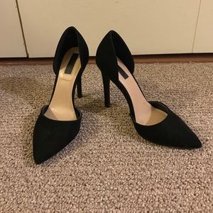 Black faux suede heels!