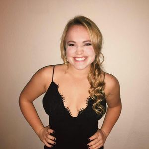 Meet your Posher, Debbie