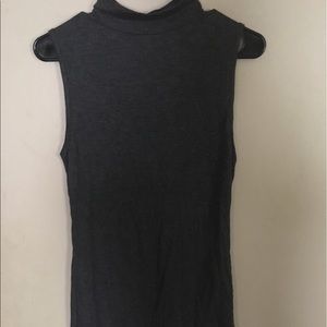 Turtle neck tank top