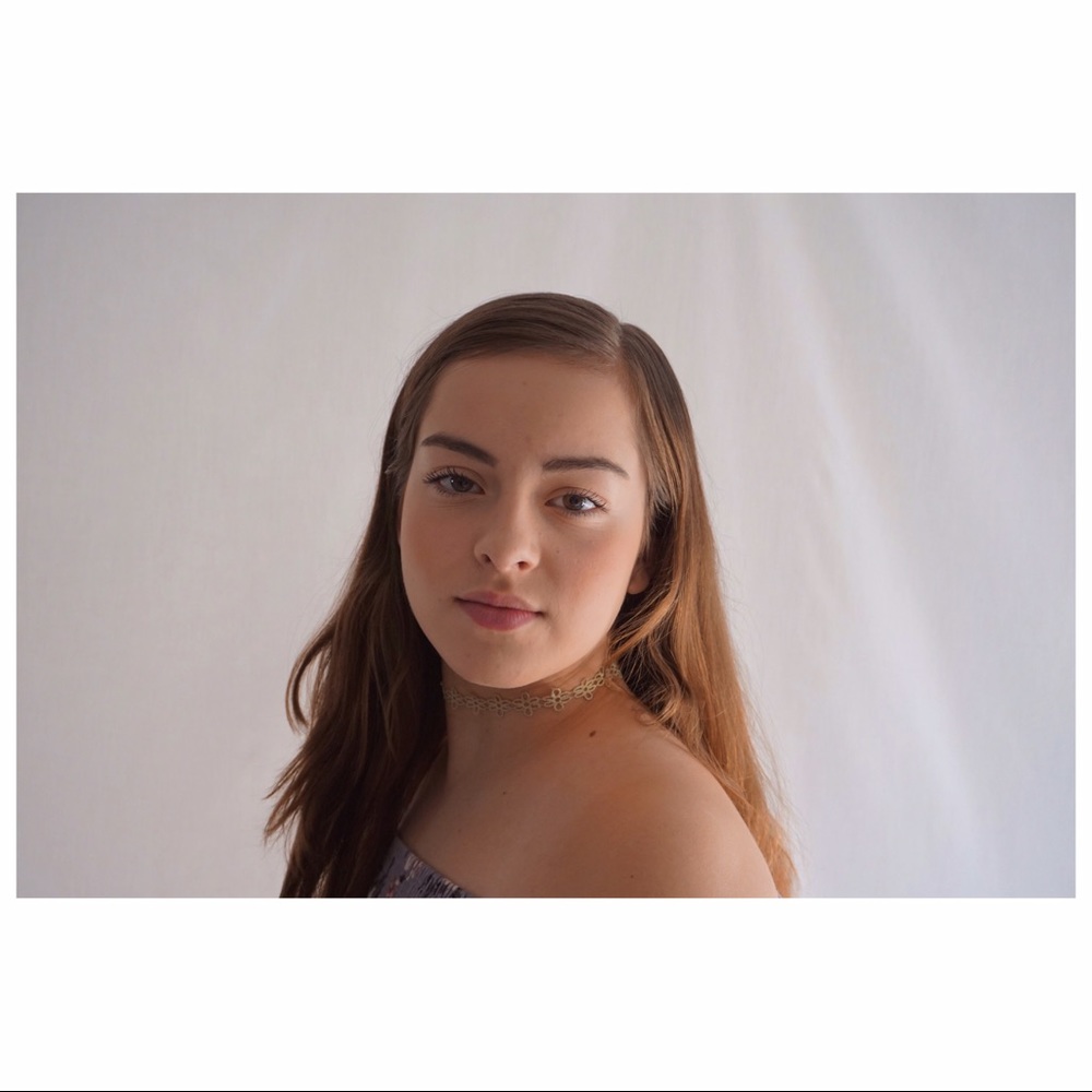Meet your Posher, Laura