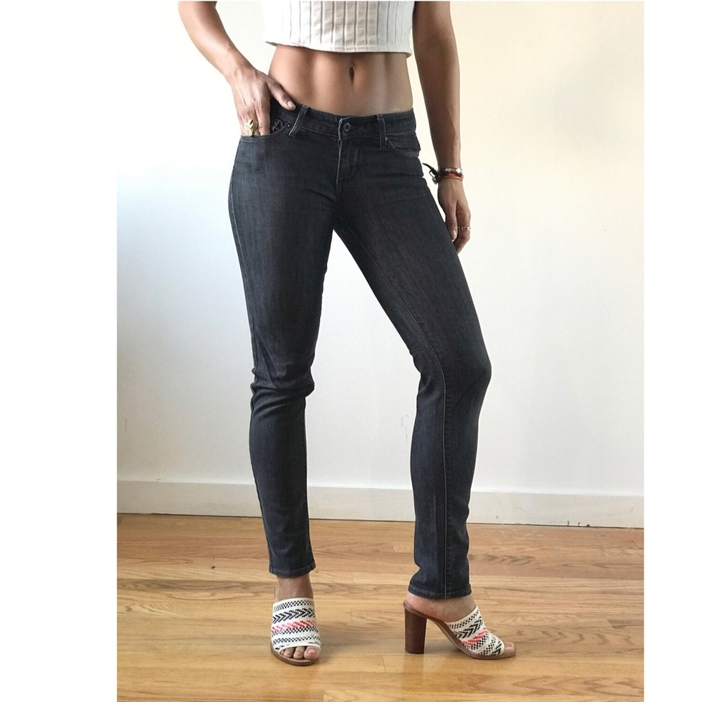 Your Everyday Skinny Levi's Jeans!