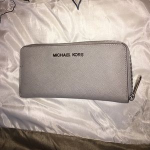 Michael Kors continental wallet